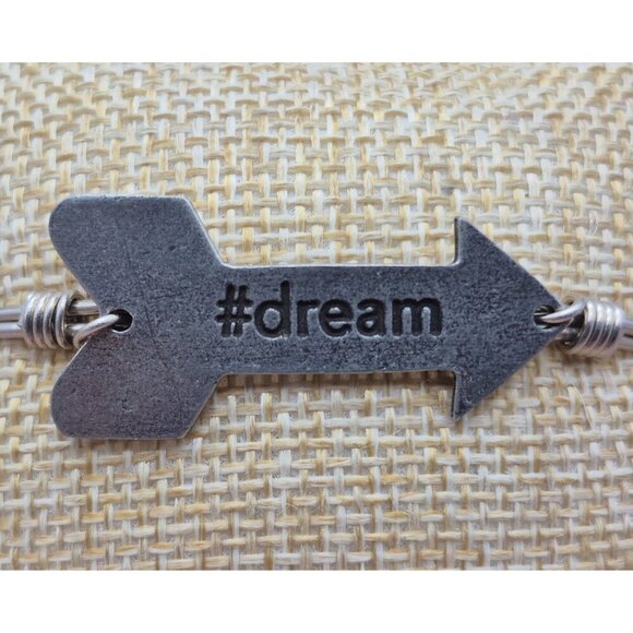 NWT Luca & Danni Silver Tone Hashtag # dream Arrow Bracelet Bangle - Picture 5 of 10